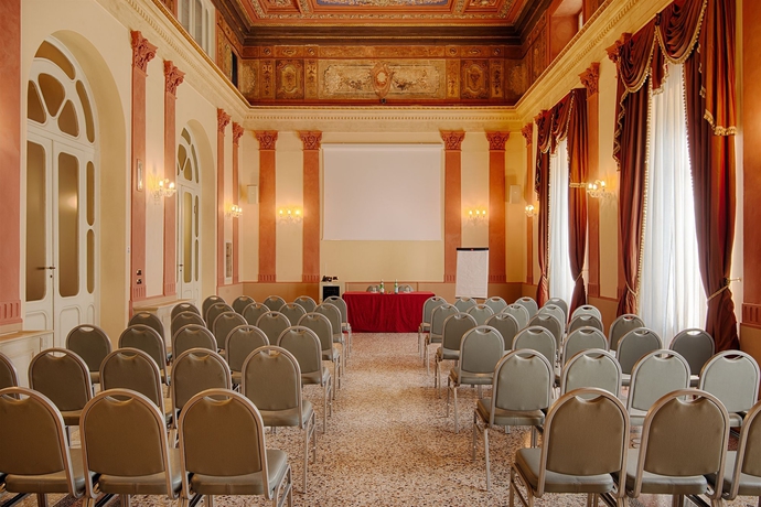 Imagen de los interiores del Hotel Grand Palazzo Livorno - Mgallery. Foto 14
