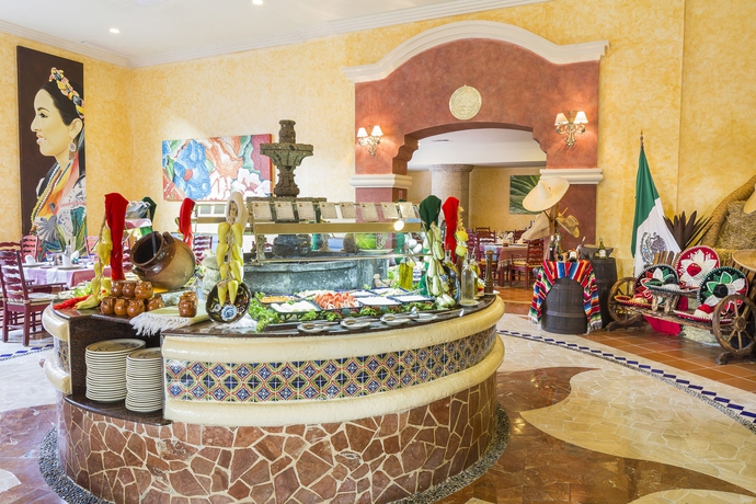 Imagen del bar/restaurante del Hotel Grand Palladium Colonial Resort and Spa All Inclusive. Foto 4