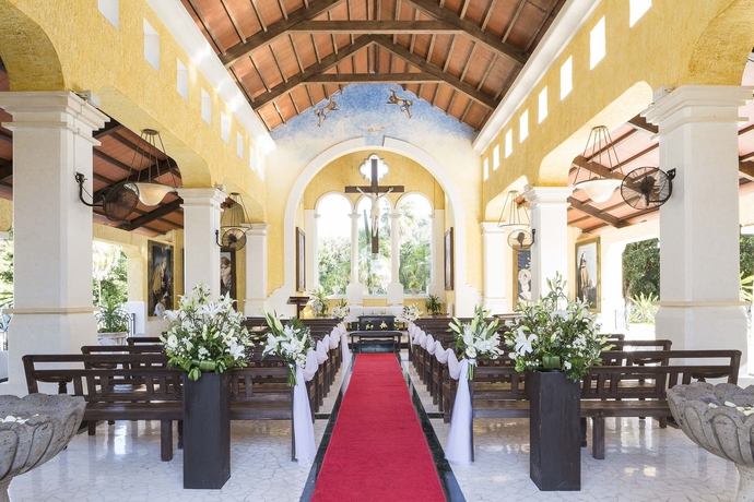 Imagen general del Hotel Grand Palladium Colonial Resort and Spa All Inclusive. Foto 2