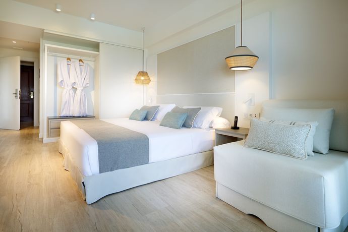 Imagen general del Hotel Grand Palladium Garden Beach Resort & Spa. Foto 7