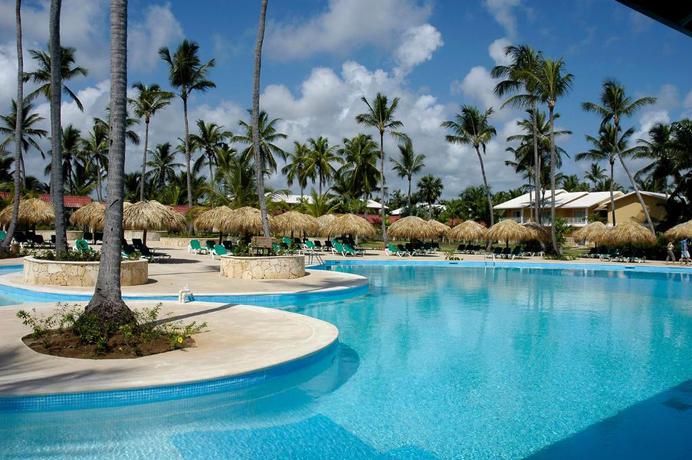Imagen de la piscina del Hotel Grand Palladium Punta Cana Resort & Spa. Foto 15