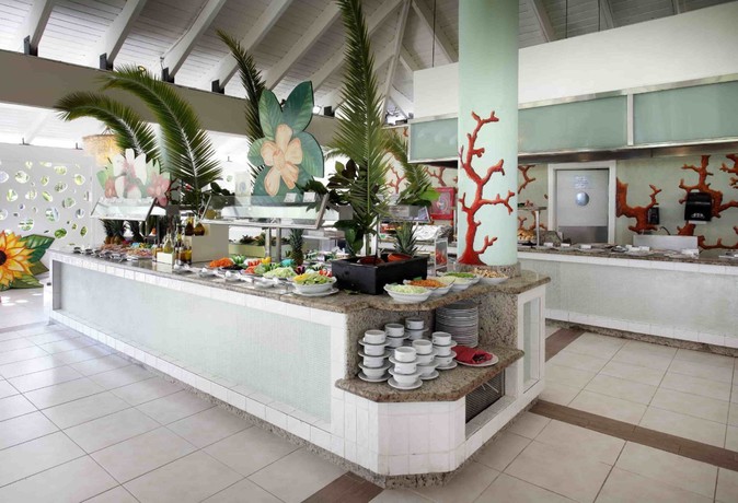 Imagen del bar/restaurante del Hotel Grand Palladium Punta Cana Resort & Spa. Foto 5