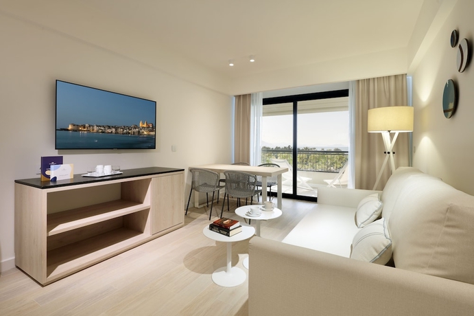 Imagen de la habitación del Hotel Grand Palladium Sicilia Resort & Spa. Foto 11