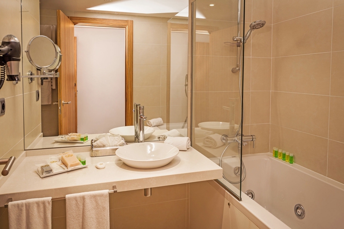 Imagen de la habitación del Hotel Grand Palladium White Island Resort and Spa - All Inclusive. Foto 11