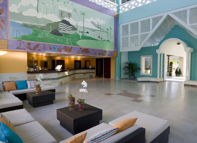 Imagen de los interiores del Hotel Grand Paradise Playa Dorada. Foto 11