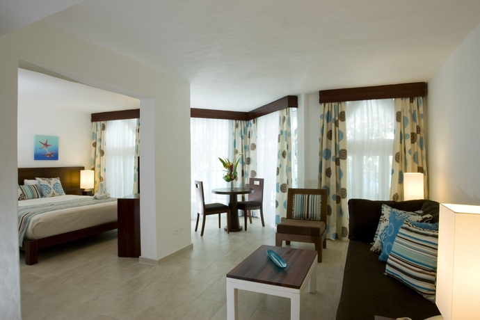 Imagen de la habitación del Hotel Grand Paradise Playa Dorada. Foto 6
