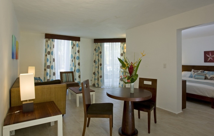 Imagen de la habitación del Hotel Grand Paradise Playa Dorada. Foto 7