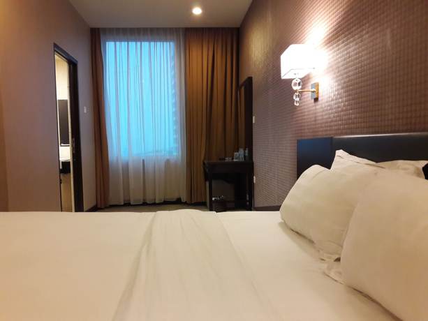 Imagen de la habitación del Hotel Grand Paragon. Foto 15