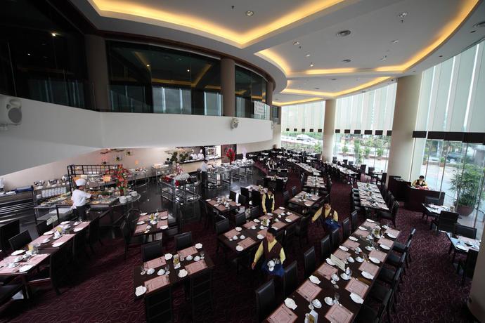 Imagen de los interiores del Hotel Grand Paragon Johor Bahru. Foto 9