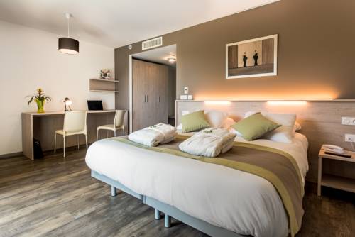 Imagen de la habitación del Hotel Grand Parc. Foto 2