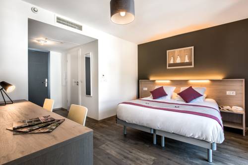 Imagen de la habitación del Hotel Grand Parc. Foto 11