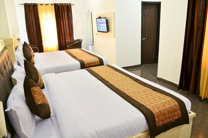 Imagen de la habitación del Hotel Grand Park, Amritsar. Foto 17