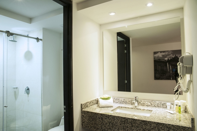 Imagen de la habitación del Hotel Grand Park, Bogotá. Foto 14