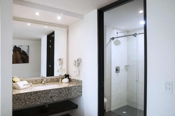 Imagen de la habitación del Hotel Grand Park, Bogotá. Foto 15