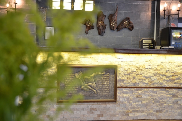 Imagen de los interiores del Hotel Grand Park Corlu. Foto 17