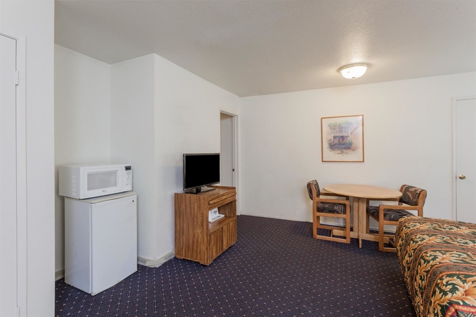Imagen de la habitación del Hotel Grand Park Inn Anaheim Maingate. Foto 3