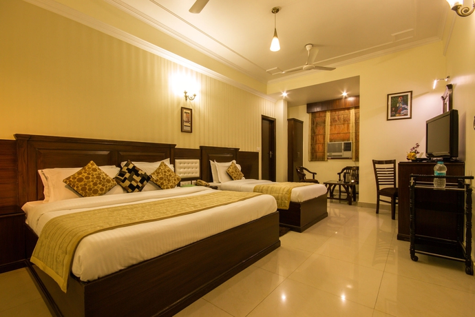 Imagen de la habitación del Hotel Grand Park Inn. Foto 9