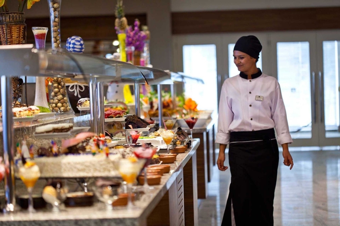 Imagen del bar/restaurante del Hotel Grand Park Lara. Foto 4