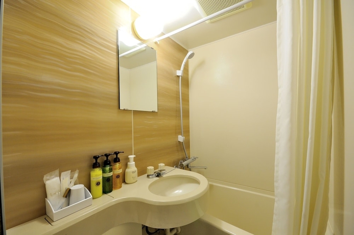 Imagen de la habitación del Hotel Grand Park Panex Tokyo. Foto 11