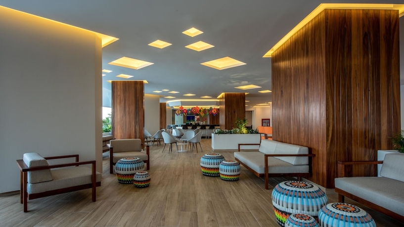 Imagen del bar/restaurante del Hotel Grand Park Royal Puerto Vallarta - All Inclusive. Foto 2