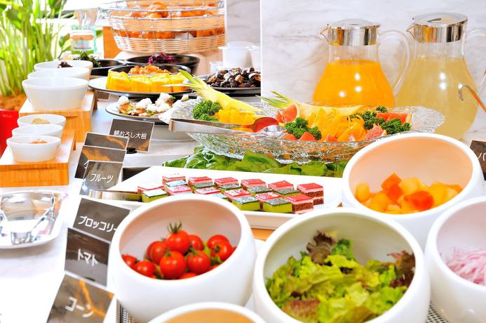 Imagen del bar/restaurante del Hotel Grand Park The Luxueux Minamikashiwa. Foto 9