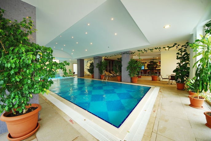 Imagen de la piscina del Hotel Grand Pasa - All Inclusive. Foto 9