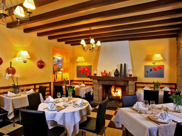 Imagen del bar/restaurante del Hotel Grand P&eacute;lisson. Foto 7