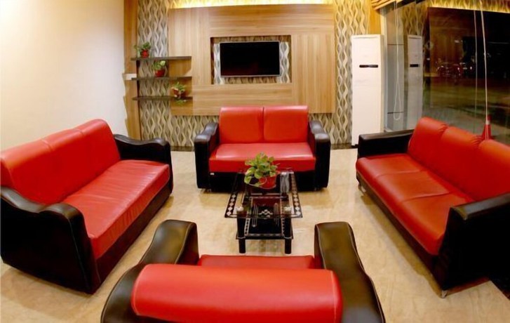 Imagen de los interiores del Hotel Grand Permata Hati. Foto 17
