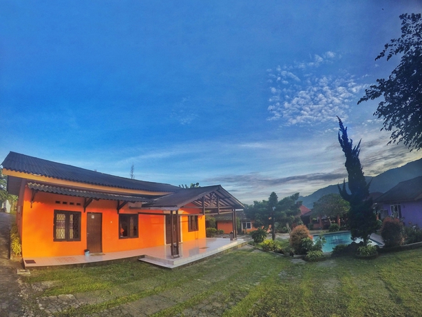 Imagen de los exteriores del Hotel Grand Pesona Ksatria By Issota. Foto 7