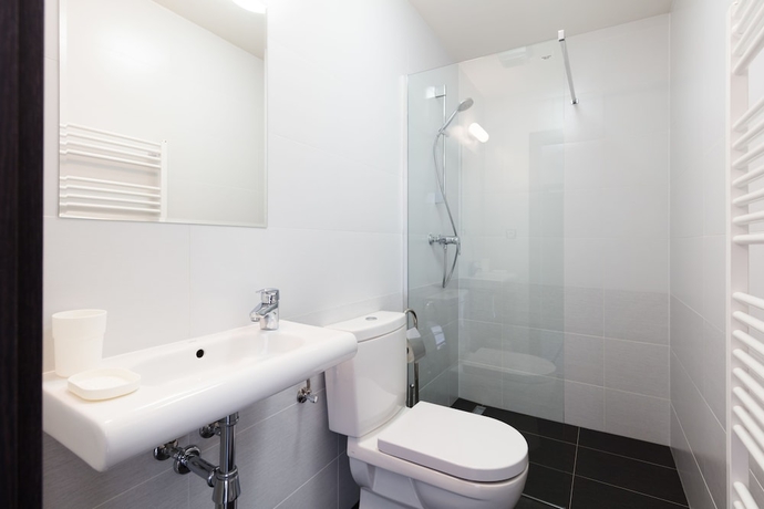 Imagen de la habitación del Hotel Grand Petit. Foto 18
