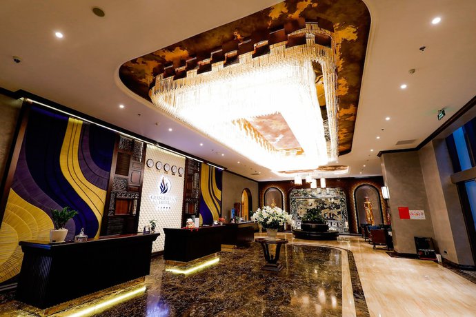Imagen de los interiores del Hotel Grand Phoenix Bac Ninh. Foto 18