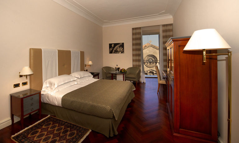 Imagen general del Hotel Grand Piazza Borsa. Foto 4