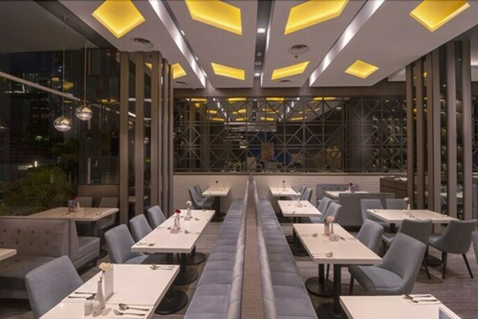 Imagen del bar/restaurante del Hotel Grand Picasso Jakarta. Foto 2