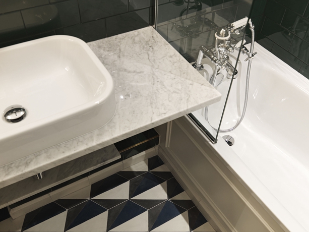 Imagen de la habitación del Hotel Grand Pigalle Experimental. Foto 8