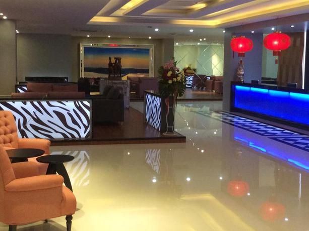 Imagen de los interiores del Hotel Grand Pink Hat Yai. Foto 7