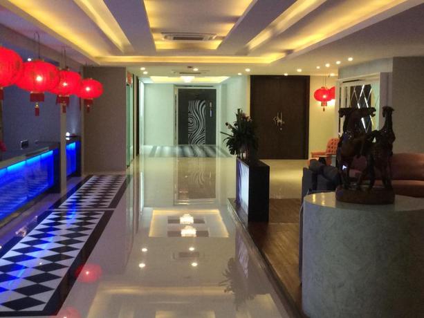 Imagen de los interiores del Hotel Grand Pink Hat Yai. Foto 8