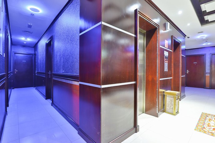 Imagen de los interiores del Hotel Grand Pj. Foto 17