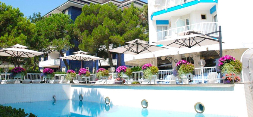 Imagen de la piscina del Hotel Grand Playa. Foto 10