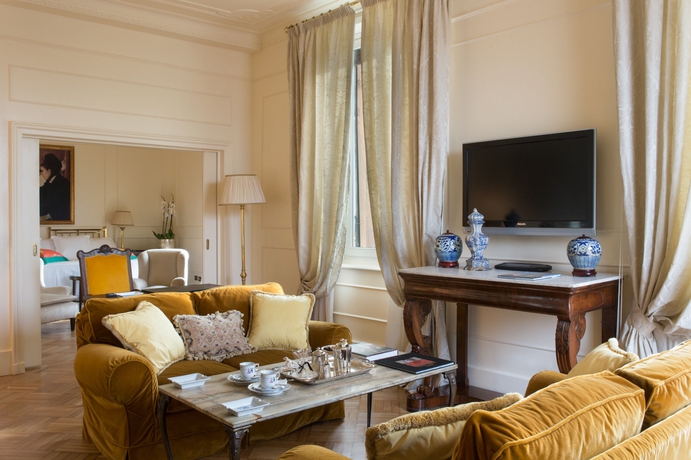 Imagen de la habitación del Hotel Grand Plaza. Foto 14