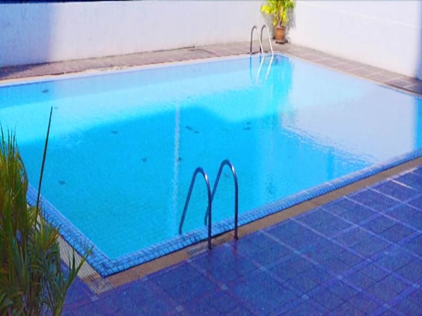 Imagen de la piscina del Hotel Grand Plaza Hat Yai. Foto 12