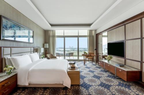 Imagen de la habitación del Hotel Grand Plaza M&ouml;venpick Media City. Foto 12