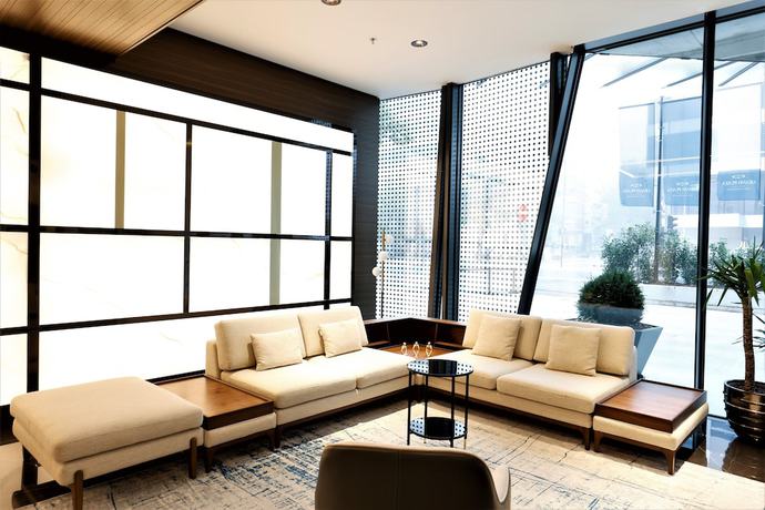 Imagen de los interiores del Hotel Grand Plaza and Congress Centre. Foto 12