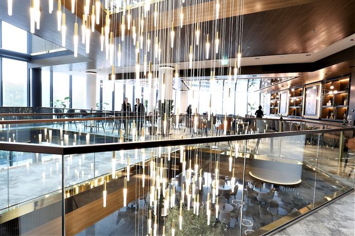 Imagen de los interiores del Hotel Grand Plaza and Congress Centre. Foto 13