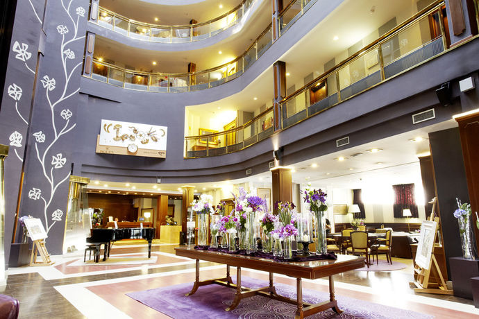 Imagen general del Hotel Grand Plaza and Wellness. Foto 7