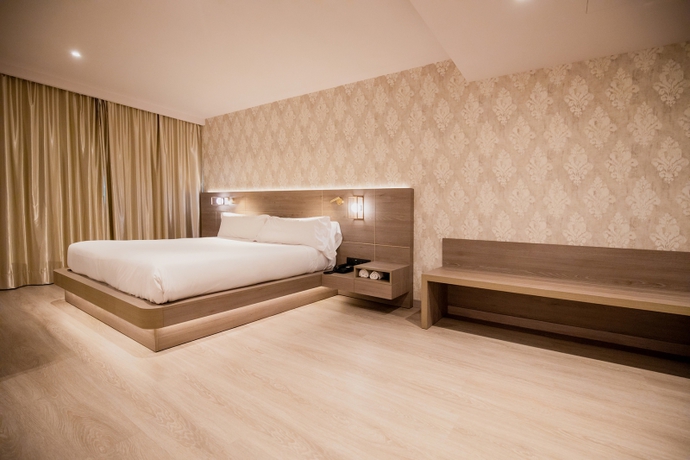 Imagen general del Hotel Grand Plaza and Wellness. Foto 11