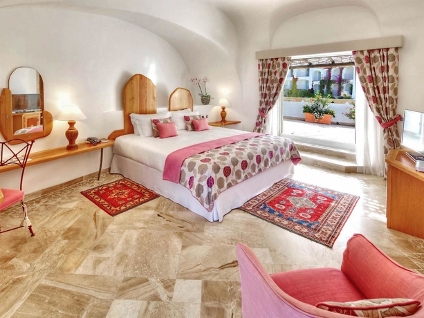 Imagen de la habitación del Hotel Grand Poltu Quatu. Foto 8