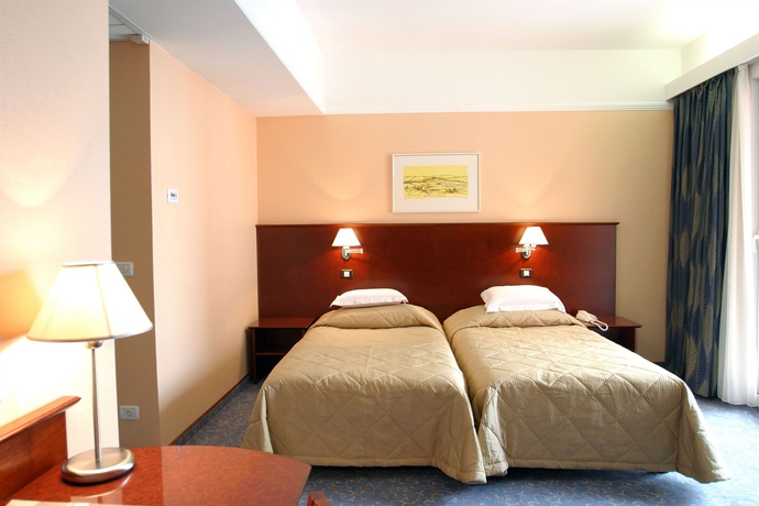 Imagen de la habitación del Hotel Grand Portorož. Foto 8