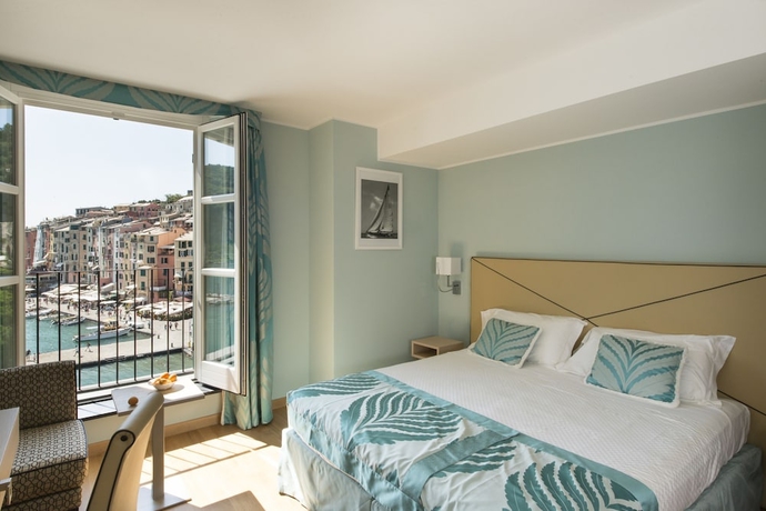 Imagen de la habitación del Hotel Grand Portovenere. Foto 15