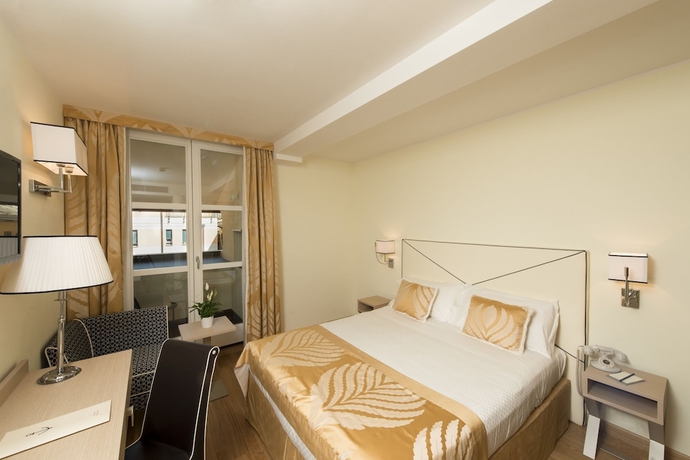 Imagen de la habitación del Hotel Grand Portovenere. Foto 17