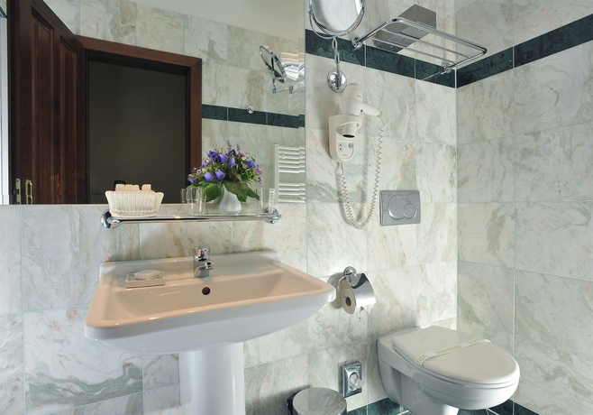 Imagen de la habitación del Hotel Grand Praha. Foto 5
